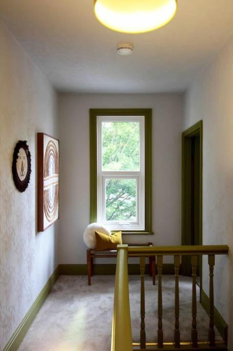Lincoln Apartment Freshly Renovated Common Views Burton  Exterior foto